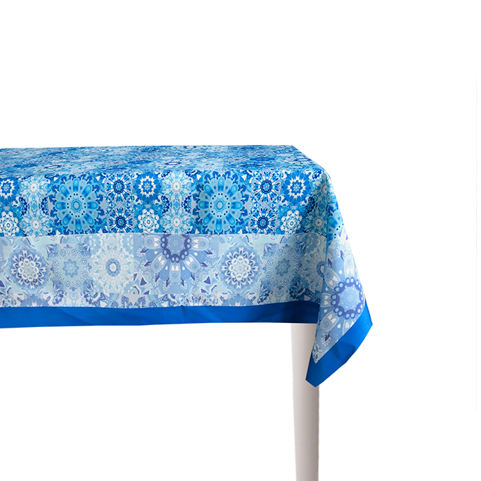 Blue floral Table cloth 150 x 150 cm